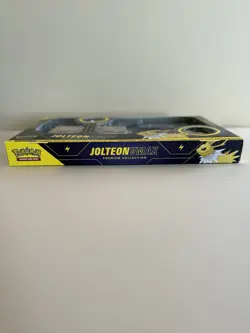 Pokemon TCG Jolteon VMAX Premium Collection Box English 2021 2 Promo 1 Box - Image 3