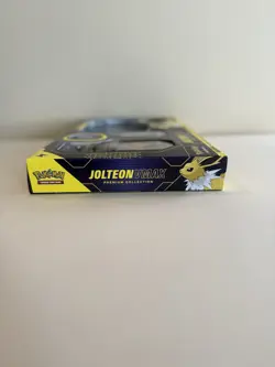 Pokemon TCG Jolteon VMAX Premium Collection Box English 2021 2 Promo 1 Box - Image 4