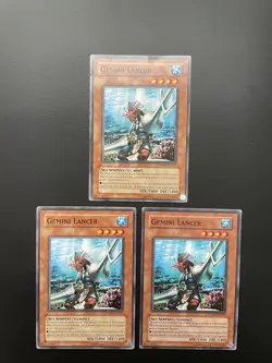 Yugioh Gemini Lancer PTDN-EN025 Unlimited Edition Common Damaged X3 - Image 1
