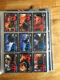 Star Wars ROGUE ONE Collector Binder Incomplete TOPPS Disney + 1 Limited Edition - Image 3