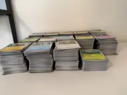 Est 2.5k Pokemon Card Bulk Lot - Near Mint 1k rev/holo, 1.5k Common/Uncommon - Image 2