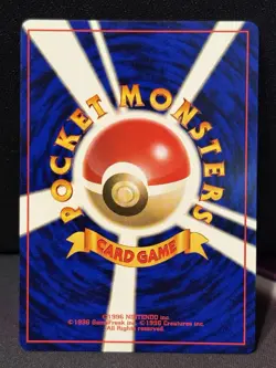 Pokemon TCG Heracross Japanese No.214 Neo Genesis Vintage Holo w/ Swirl NM - Image 2