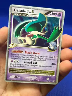 2009 Pokemon Rising Rivals Gallade E4 Lv.X. 106/111 Ultra Rare DMG/CREASED - Image 3