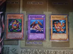 YUGIOH TIME WIZARD + BABY DRAGON + THOUSAND DRAGON SDJ COMMON UNLIMITED ED LP - Image 1