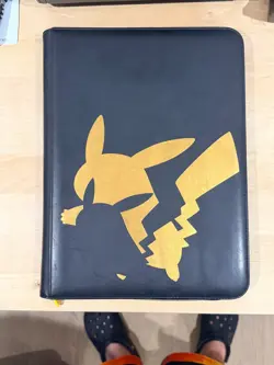 Ultra PRO Elite Series - Pikachu 9-Pocket Zippered Binder for Pokemon TCG Used 74427157722 - Image 1