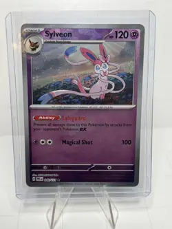 Sylveon (Master Ball Pattern) 040/131 Rare SV: Prismatic Evolutions Pokemon NM/M - Image 1