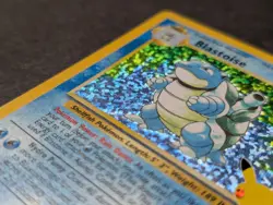 Pokemon TCG Blastoise 2/102 Celebrations Classic Collection Holo English - Image 2