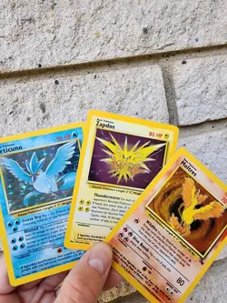 Pokemon Cards Original Legendary Birds - Zapdos - Articuno - Moltres Fossil Holo - Image 1