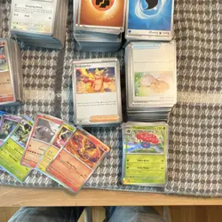 MASSIVE 2500 Pokemon Card Bulk Lot + ETB Box - Phantasmal Flames, 600 Holo/Rev - Image 5