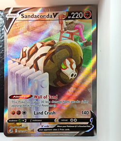 Sandaconda V 252/264 Swsh08: Fusion Strike Ultra Rare Full Art Holo 220 HP - Image 1