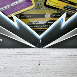 Pokemon TCG Pikachu V Box (2 Evolving Skies & 2 Brilliant Stars) Booster Packs - Image 3