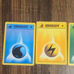 Pokemon TCG Base Set Gym Challenge Vintage Lot - Water Light Grass 1st edition - Image 3