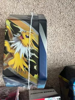 Pokemon TCG Eevee Evolutions Tin Vaporeon V NEW Factory Sealed 820650809057 - Image 3