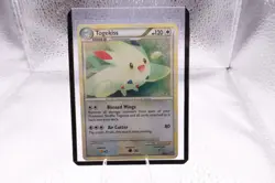 Togekiss Undaunted 9/90 Holo Rare Pokemon TCG LP - Image 1