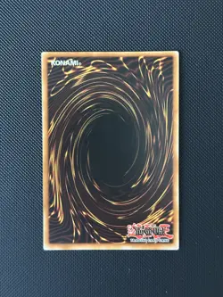 Yu-Gi-Oh! TCG - Blue-Eyes White Dragon LOB-E001 Card - Ultra Rare - NM/M - Image 2
