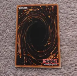 Konami Yu-Gi-Oh! TCG Blue-Eyes White Dragon Starter Deck: Kaiba SDK-E001 EN - Image 2
