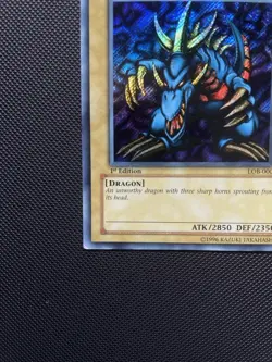 Yugioh Tri-Horned Dragon LOB-000 Secret Rare 1st Edition Asian English Print LP - Image 5