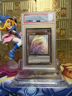 Yu-Gi-Oh Blauaugiger Weißer Drache Ghost Rare PSA 8 GFP2-DE175 NM 1. Auflage - Image 1