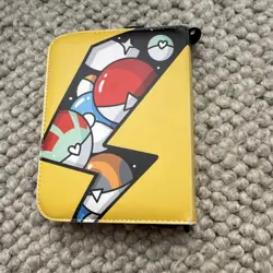 Pikachu Pokemon TCG Yellow/Black Zipper 3-Ring Binder 160 Cards 4-Pocket - Image 3