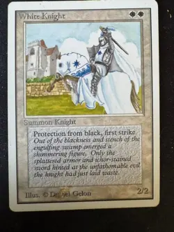 White Knight - Unlimited - MTG - Image 1