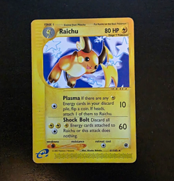 Pokemon TCG Raichu 61/165 Expedition Base Set Reverse Holo Rare 80 HP English - Image 1