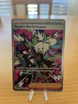 Pokemon TCG Roxie's Performance 121/086 Full Art Trainer Holo Secret Rare NM🔥 - Image 1
