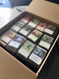 18 lbs Magic: The Gathering Bulk Cards – Unsorted Commons & Uncommons (2019+ Set - Image 2