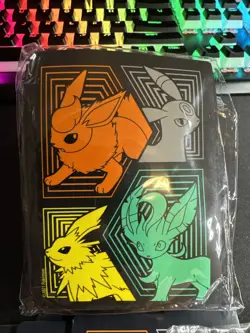 Evolving Skies ETB Card Sleeves, Dice And 3 Dividers - Image 2