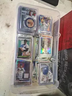 Lot Of Baseball, Basketball, Football Cards And Some Pokemon / Autos/ Memorabili - Image 1