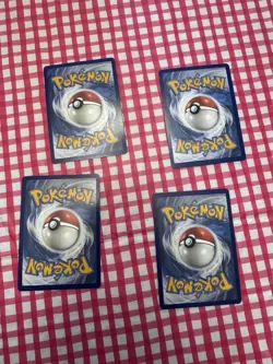 Pokemon Gold Cards Lot - Image 2