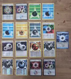 Lot of (17) Pokemon Energy Holo Cards - English - LP - Image 1