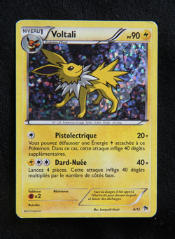 Pokemon "Voltali / Jolteon" 6/12 *Holo* McDonald's 2013 - French - Light Played - Image 1