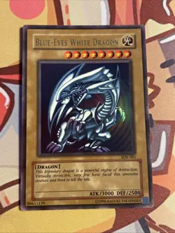 Blue-Eyes White Dragon - Yu-Gi-Oh! Vintage Card - SDK-001 - Ultra Rare LP+++ - Image 1
