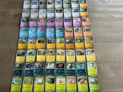 64 x Pokemon TCG Scarlet & Violet Paldea Evolved Cards Including Holos NM Bundle - Image 2