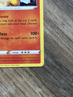Charizard 025/185 Holo Vivid Voltage Pokemon Card 2020 Near Mint - Image 5