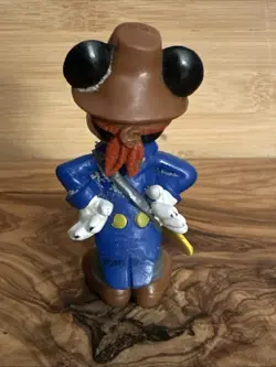 Disney Pirates of the Caribbean Mickey Mouse PVC Toy Action Figure 3" tall - Image 3