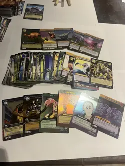 Lot of Dinosaur King DKDS Cards (French) – 50 Commons + 9 Silver + 2 Gold - Image 2