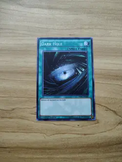 Yu-Gi-Oh! - Dark Hole - Super Rare / Holo - DESO-EN042 - Image 1