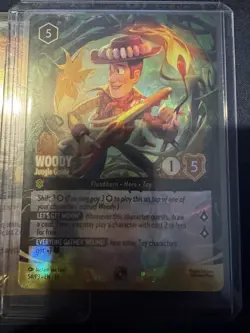 Woody Jungle Guide Foil Promo - Set Champs - Disney Lorcana - Image 2