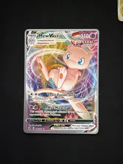 Mew VMAX 114/264 Non-HOLO Swsh08: Fusion Strike Regular - Pokemon - Image 1