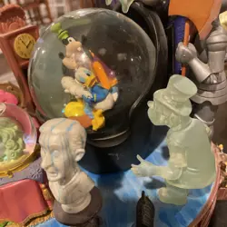 RARE HAUNTED MANSION LARGE SNOWGLOBE NIB - Image 2