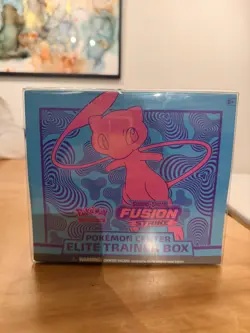 Pokemon Fusion Strike Pokemon Center ETB Elite Trainer Box W/ Case. Pristine ✅ - Image 1