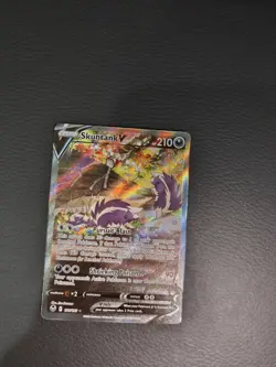 Pokemon Skuntank V 181/196 Lost Origin Ultra Rare Full Art Holo English - Image 2