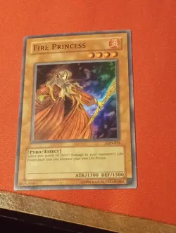 Yu-Gi-Oh! Fire Princess LON-034 Light Played Super Rare/Unlimited - Image 1