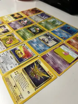 Lot Of 10 Vintage Pokemon Cards - Base Set - WOTC - 1998-2000 - NM-LP - Image 2