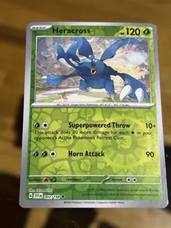 Heracross - Scarlet & Violet Base Set 002/198 - Rev Holo - Pokemon TCG - Image 1