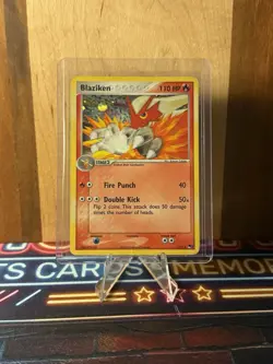 Pokemon! Blaziken 1/17 POP Series 1 Holo - Image 4