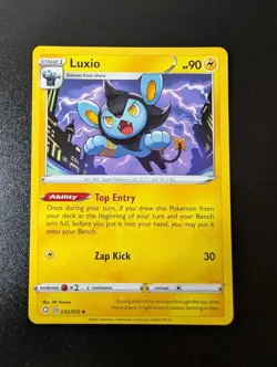 Luxio 032/072 Uncommon Shining Fates Pokemon Near Mint - Image 1