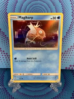 Magikarp 8/18 - Pokemon TCG Detective Pikachu (2019) - LP - Holo 🔥🔥🔥 - Image 1