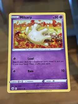 Milcery 070/172 Brilliant Stars Pokemon Card - Image 1